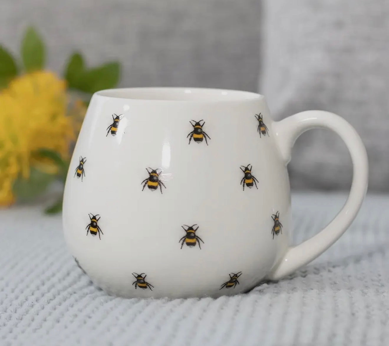 Bee Print rounded mug