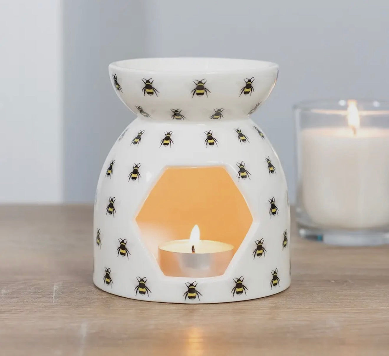 Bee print oil burner & wax melt warmer