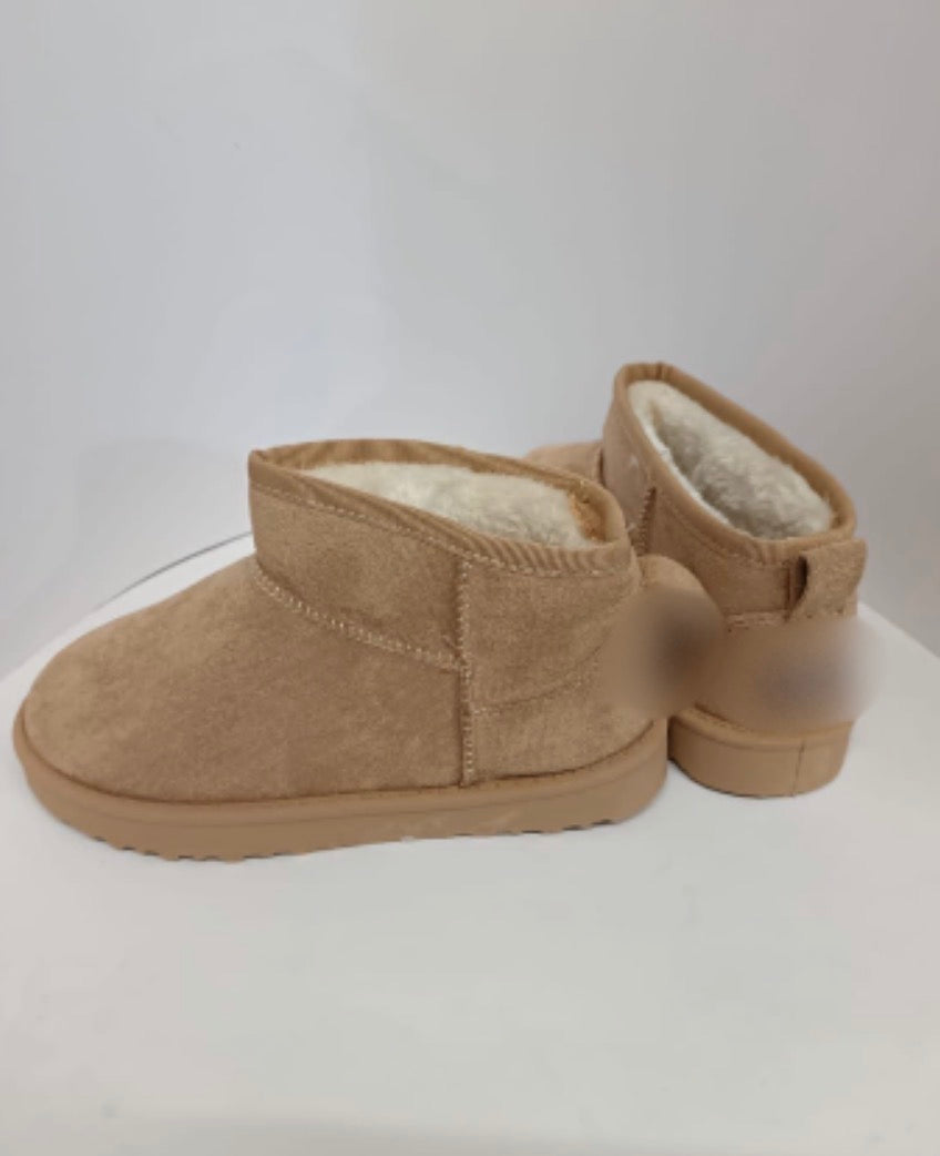 Causal Kids Winter Boots